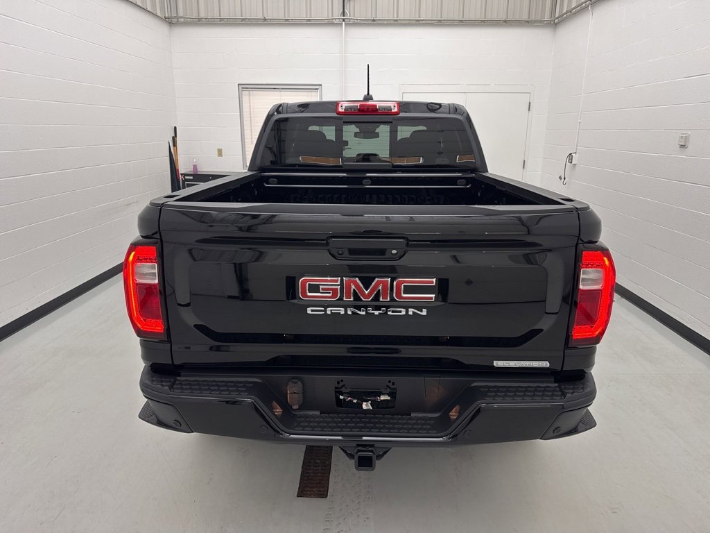 2025 Gmc Canyon Elevation photo 3