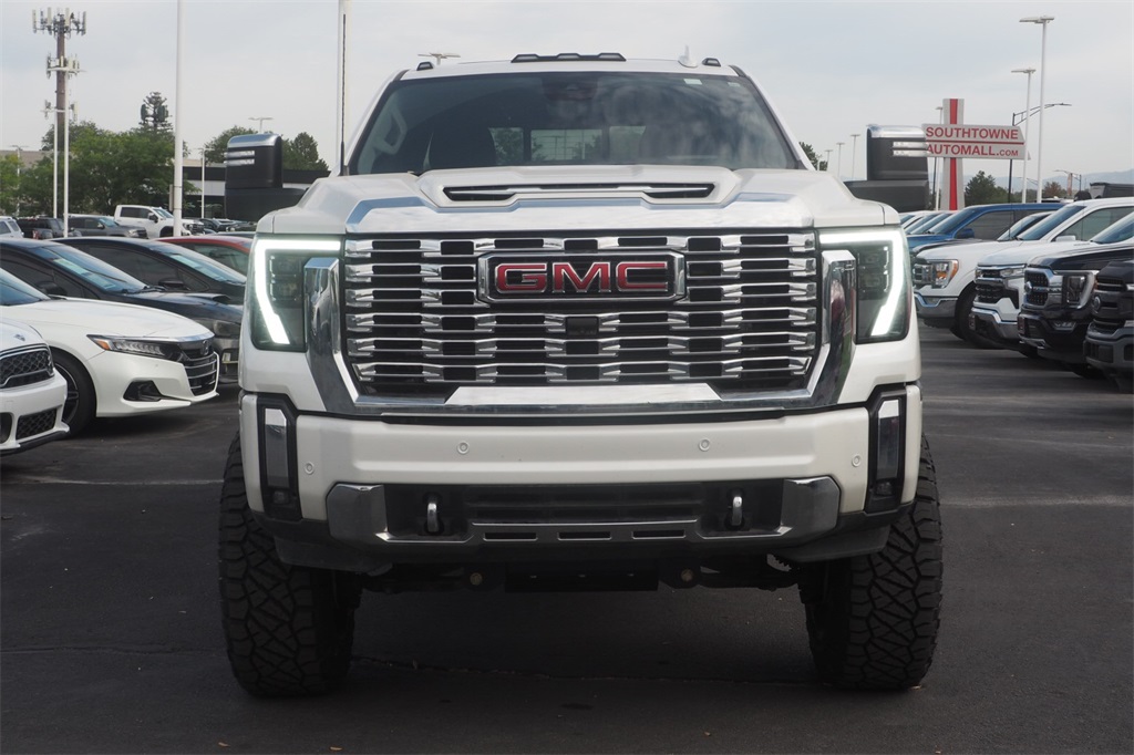 2024 Gmc Sierra HD Denali photo 2