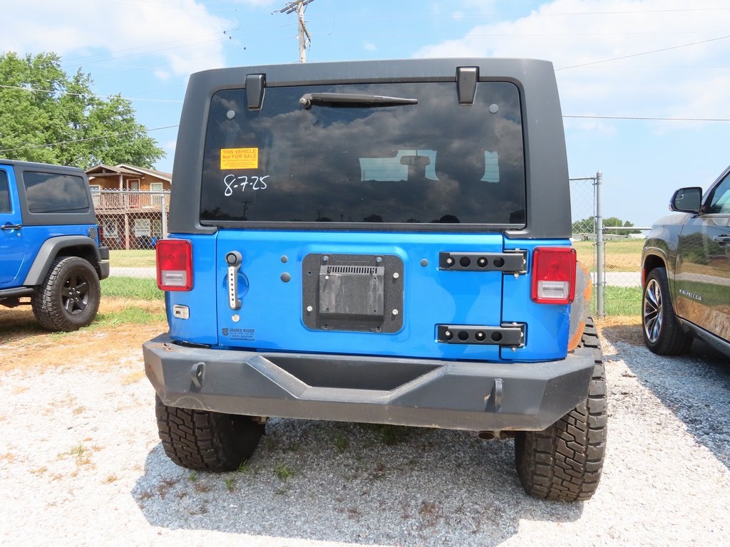 2014 Jeep Wrangler Unlimited Freedom photo 9