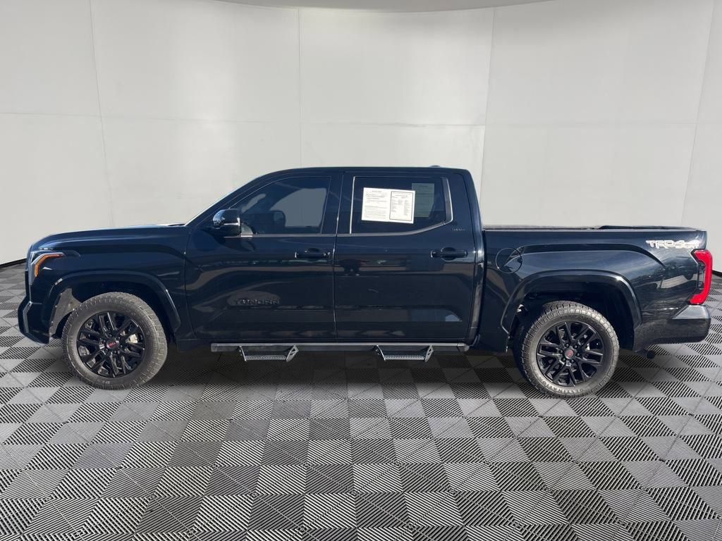 2022 Toyota Tundra SR5 photo 2