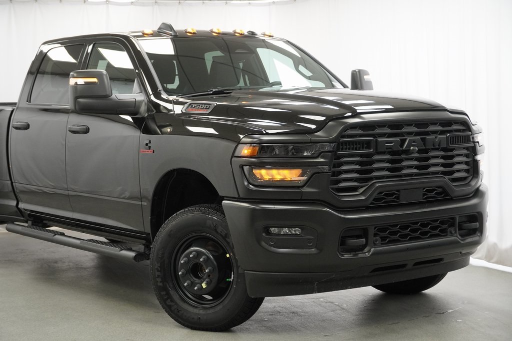 2026 Ram 3500 Tradesman photo 2