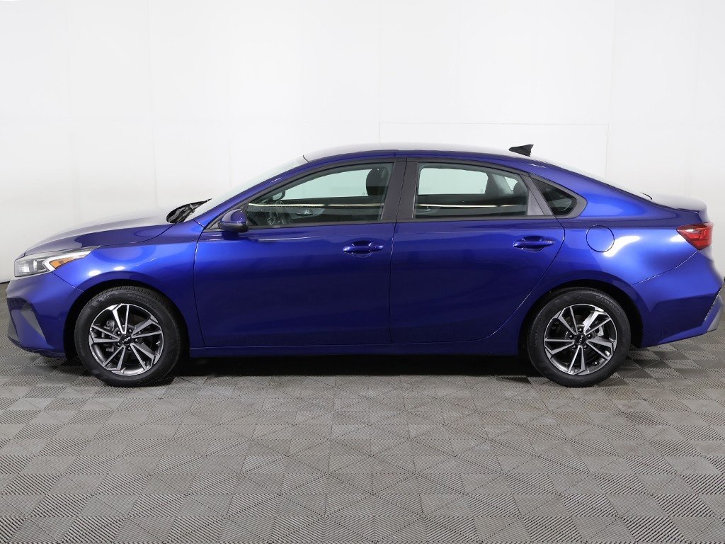 2023 Kia Forte LXS photo 16