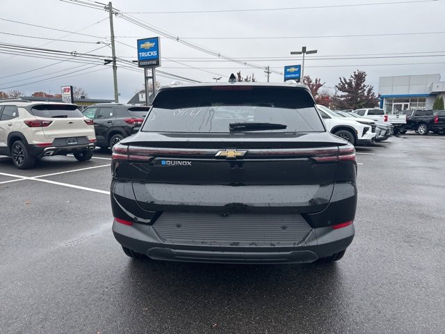 2026 Chevrolet Equinox EV 1LT photo 2