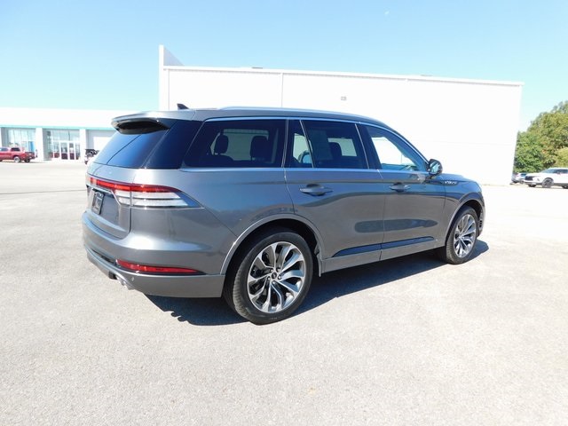 2023 Lincoln Aviator Grand Touring photo 3