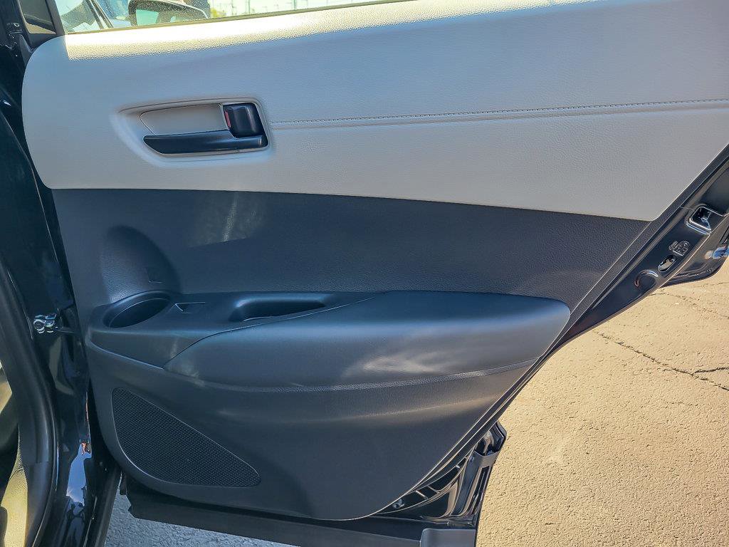 2025 TOYOTA COROLLA CROSS - Image 26