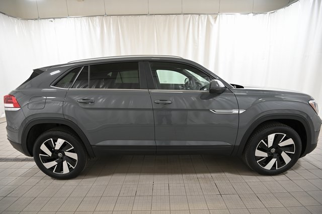 2025 Volkswagen Atlas Cross Sport SE Technology photo 5