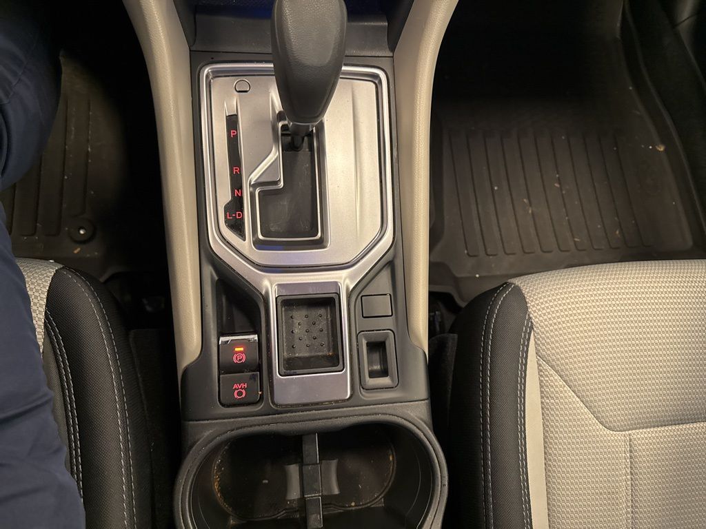2022 Subaru Forester Base photo 22