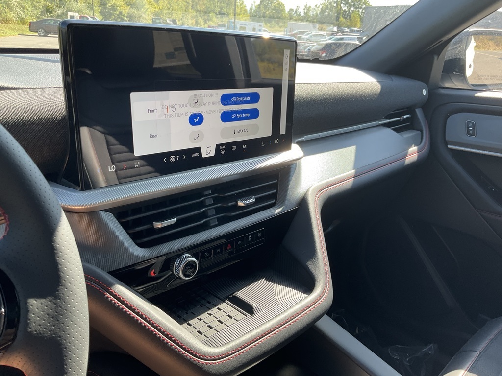2025 Ford Explorer ST-Line photo 5