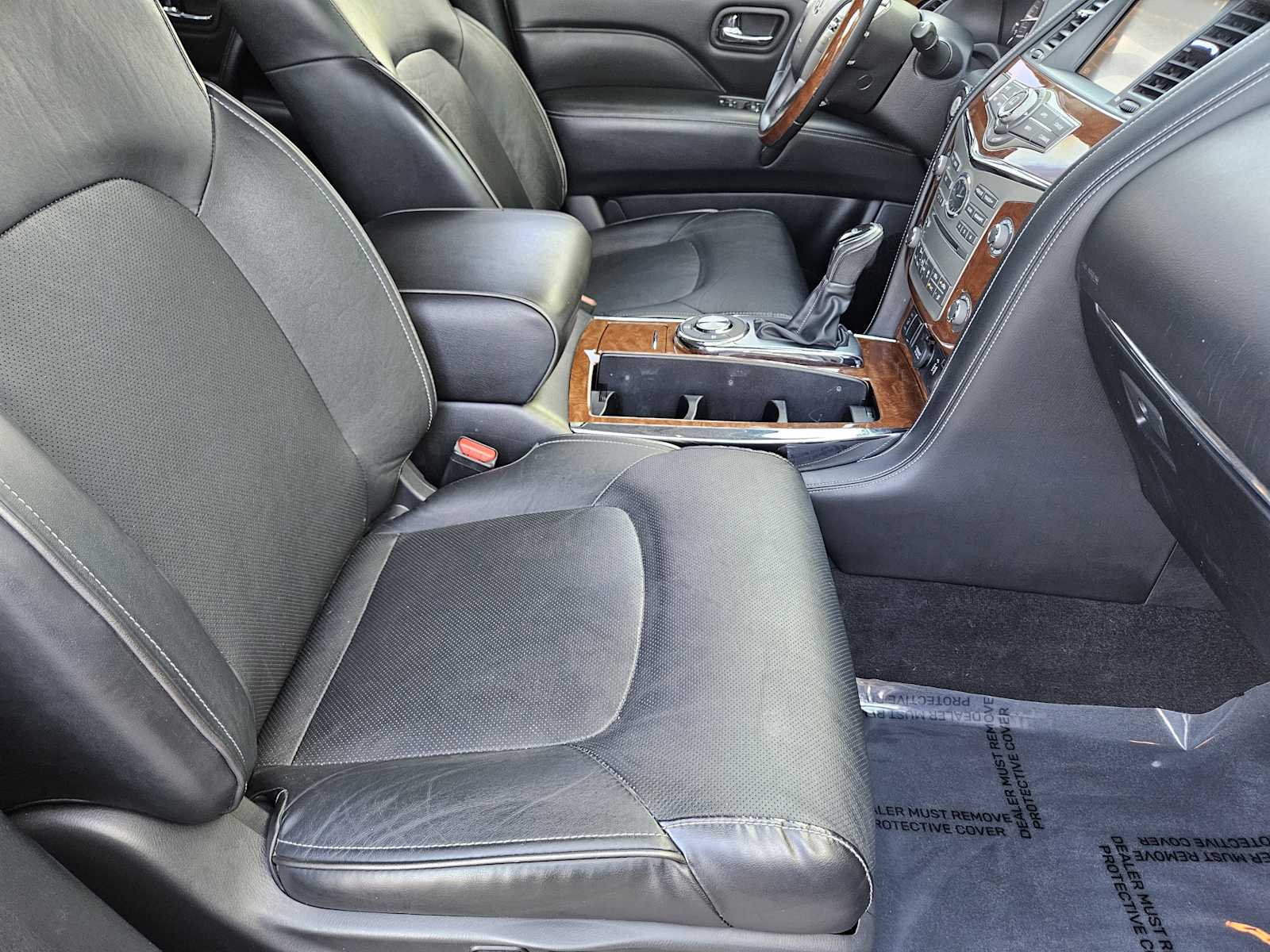 2019 Infiniti QX80 Luxe photo 5