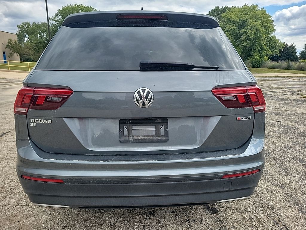 2019 Volkswagen Tiguan SE photo 3