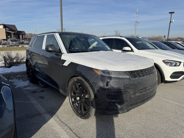 2026 Land Rover Range Rover Sport SE's photo