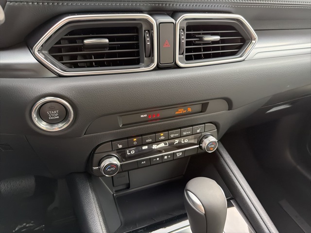 2025 Mazda CX-5 2.5 S Preferred photo 16