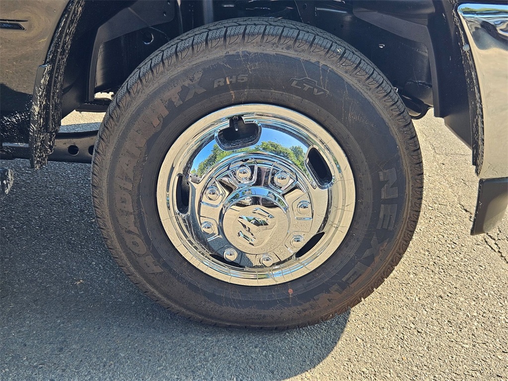 2026 Ram 3500 Tradesman photo 9