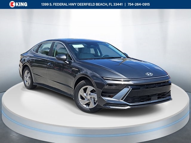 2025 Hyundai Sonata SE's photo