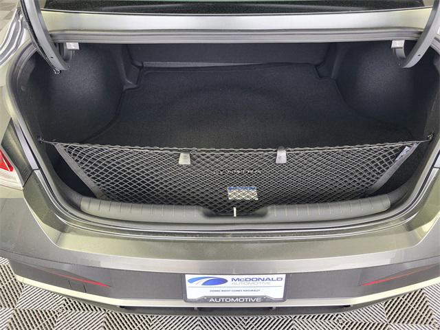 2025 Hyundai Elantra Hybrid Blue photo 8