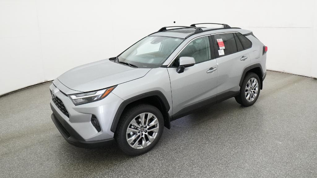 2025 Toyota RAV4 XLE Premium's photo