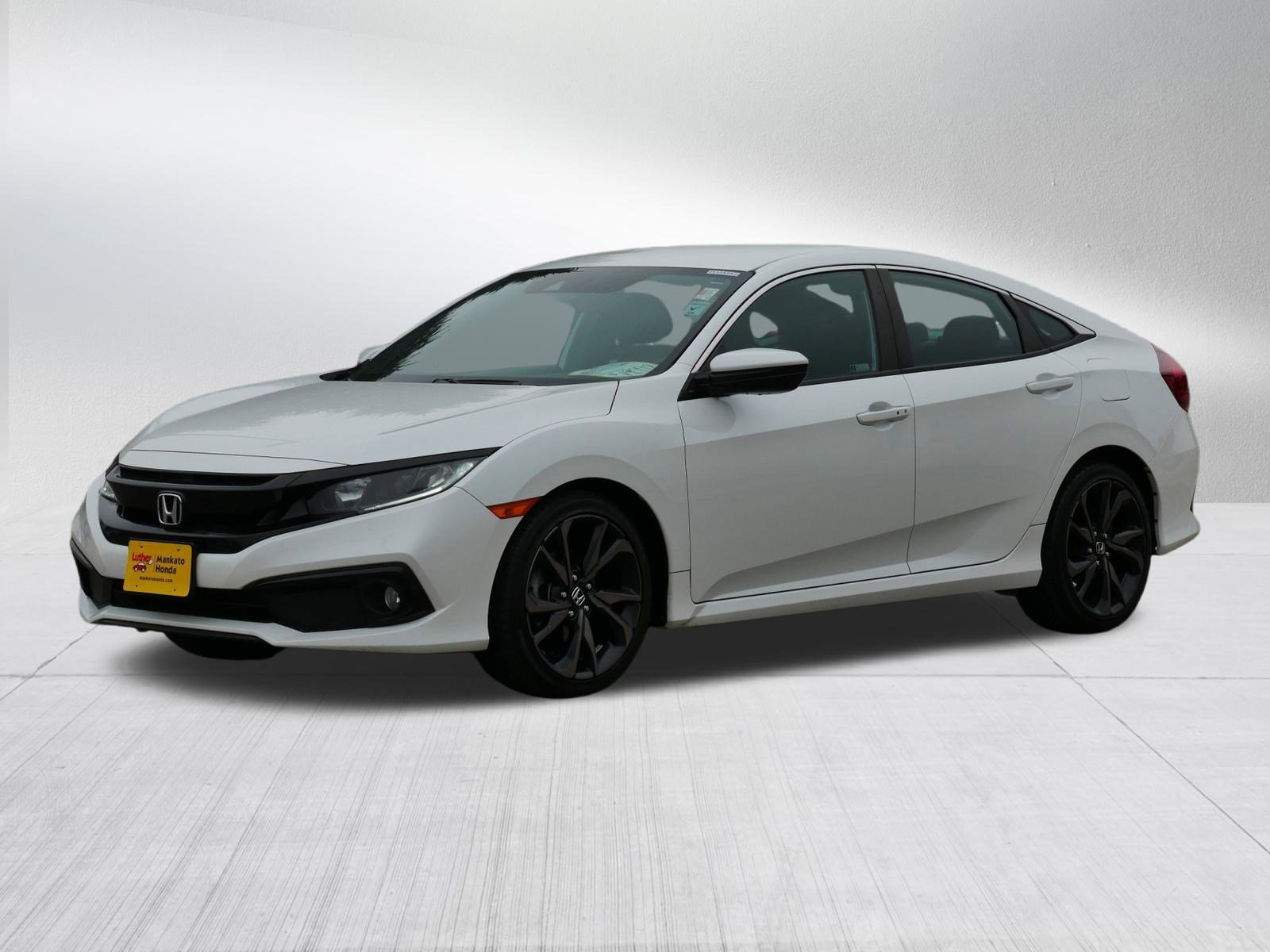 2019 Honda Civic Sport photo 3