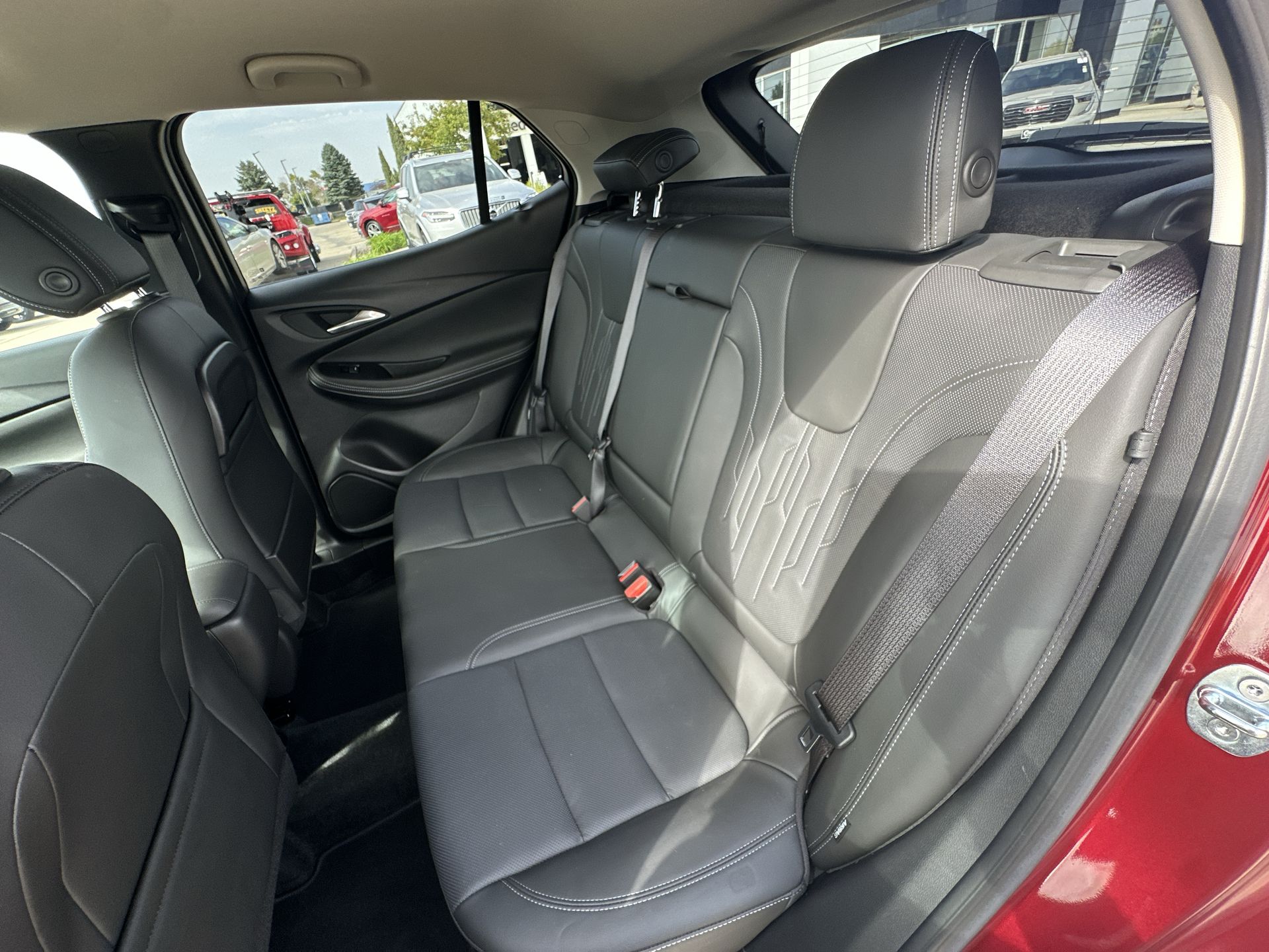 2024 Buick Encore GX Avenir photo 19