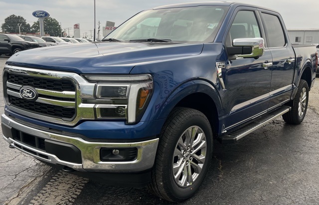 2025 Ford F-150 Lariat photo 3