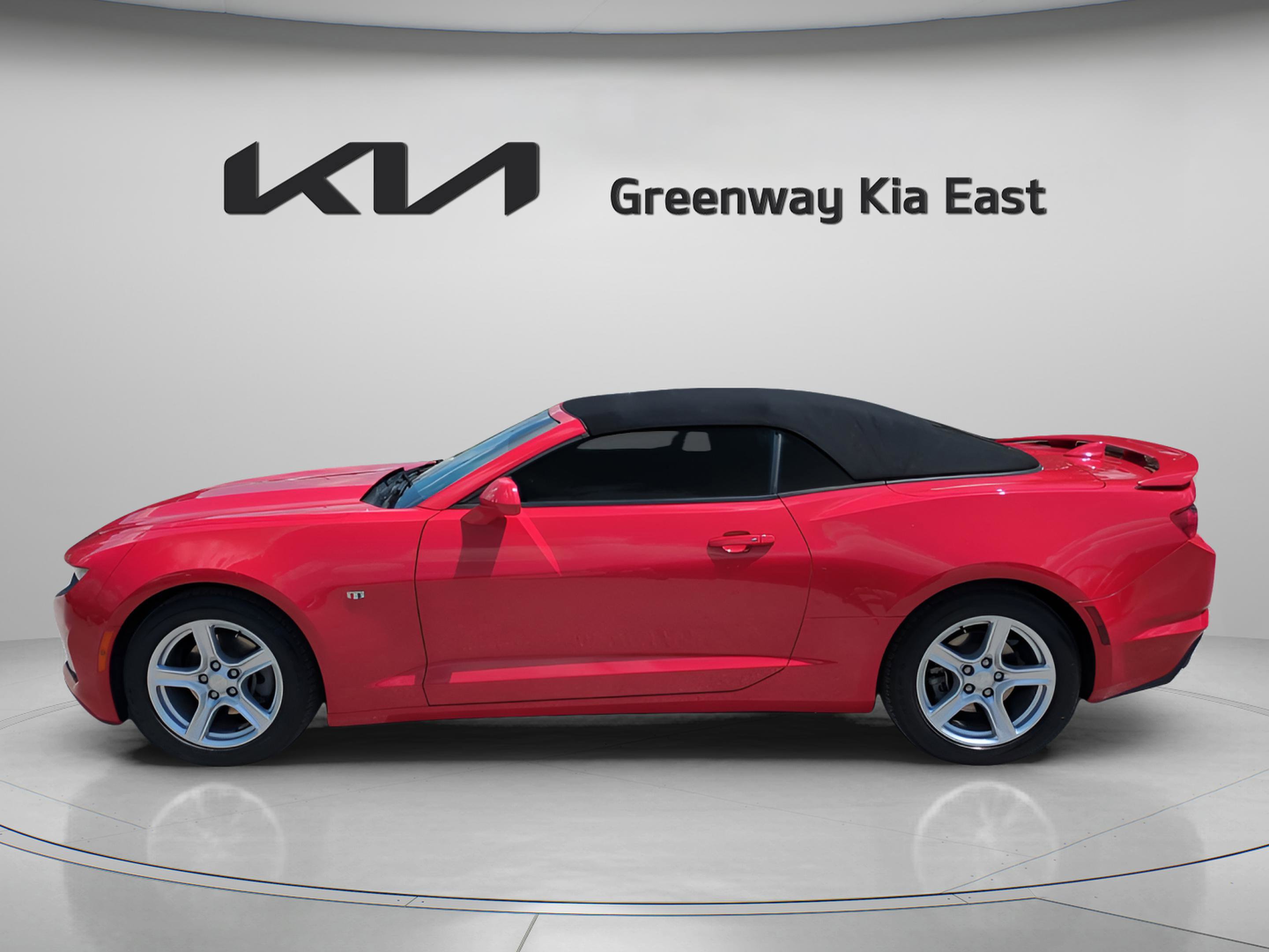 2022 Chevrolet Camaro 1LT photo 4