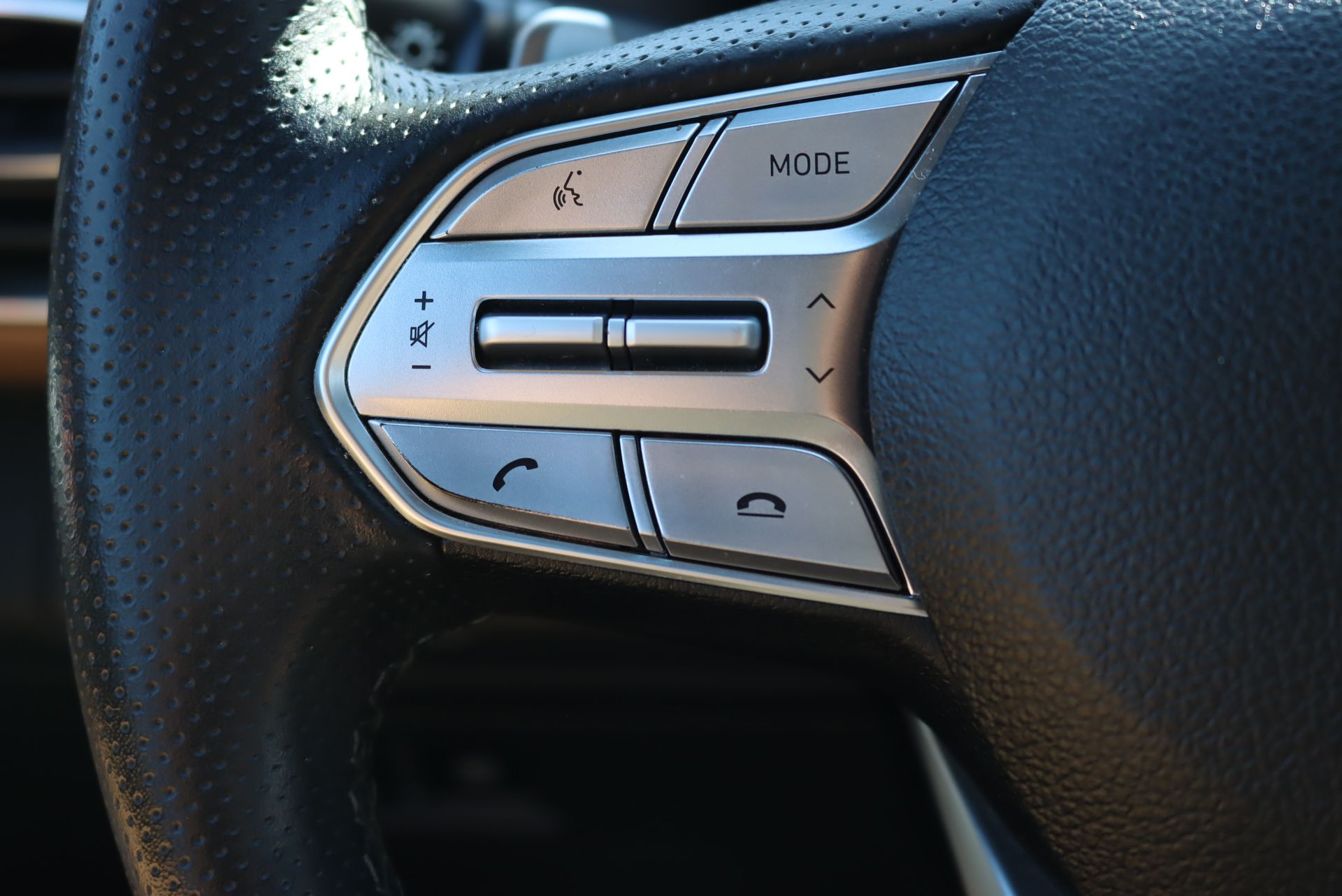 2022 Hyundai Santa Fe Calligraphy photo 5