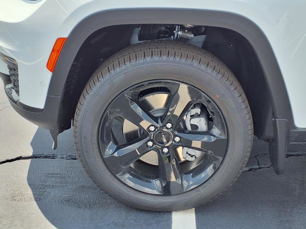 2025 Jeep Grand Cherokee Limited photo 19