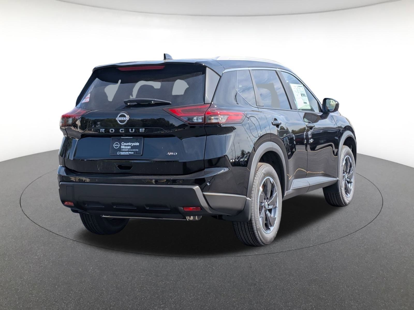 2026 Nissan Rogue SV photo 3