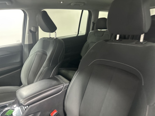 2023 Jeep Grand Cherokee Laredo photo 11