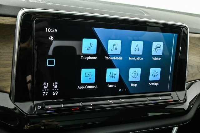 2026 Volkswagen Atlas SE Technology photo 13