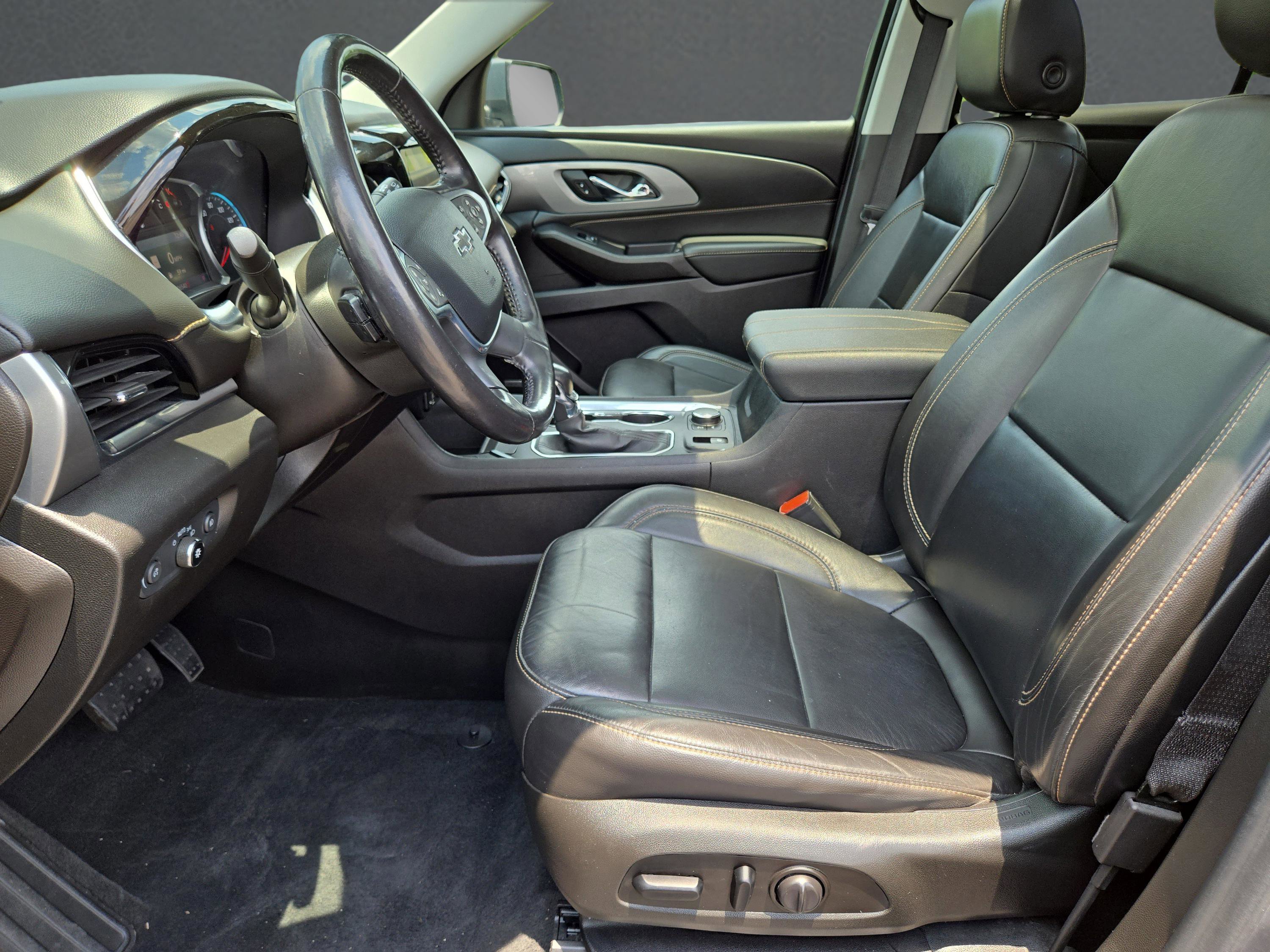 2021 Chevrolet Traverse RS photo 18