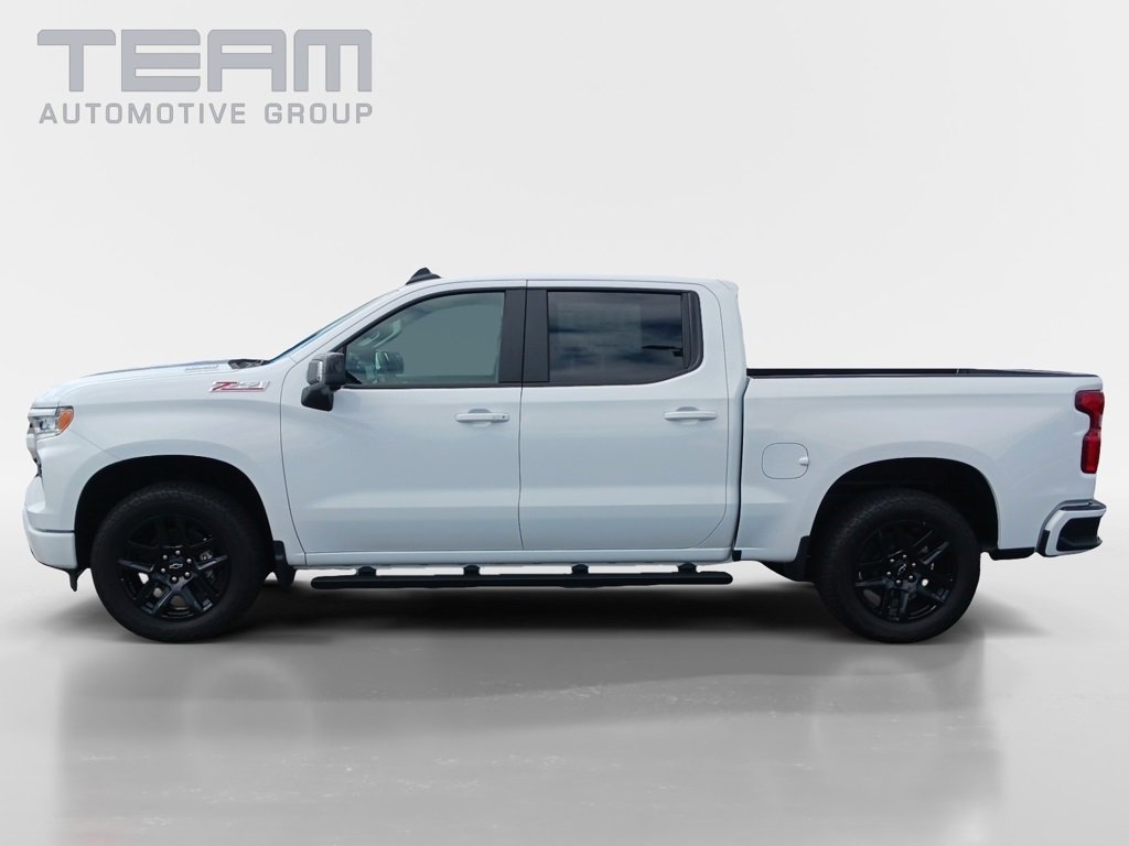 2025 Chevrolet Silverado 1500 RST photo 3