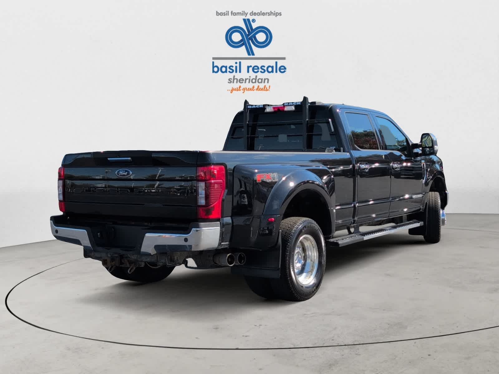 2021 Ford F-350 XLT photo 6