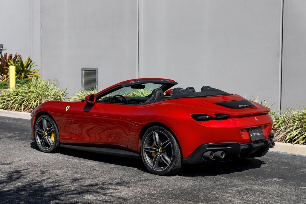 2025 Ferrari Roma Spider photo 3