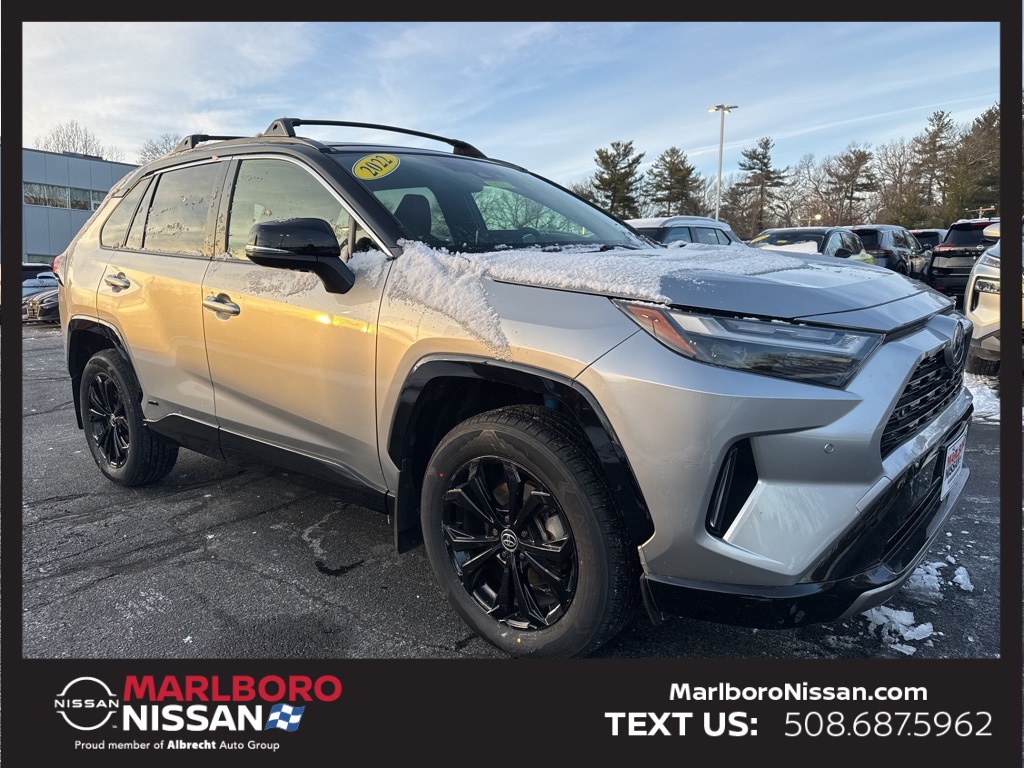 2022 Toyota RAV4 XSE's photo