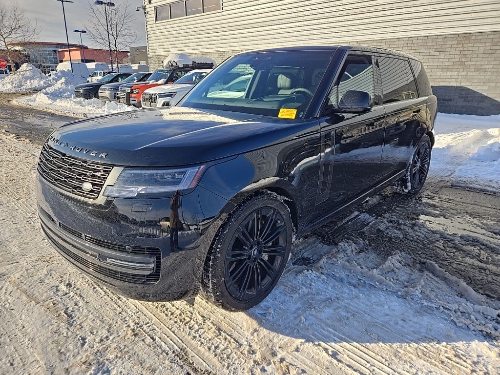 2025 Land Rover Range Rover SE