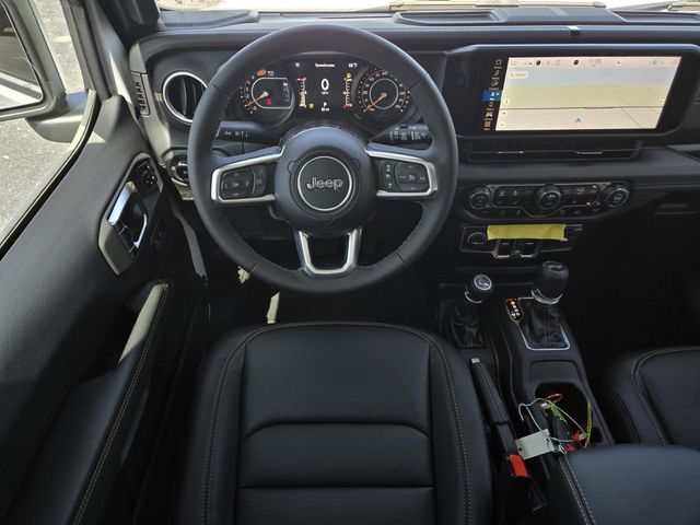 2025 Jeep Wrangler Sahara photo 3