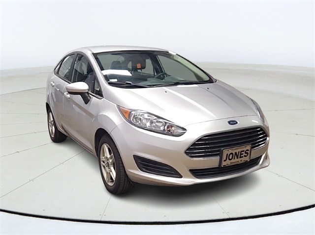 2018 Ford Fiesta SE photo 2