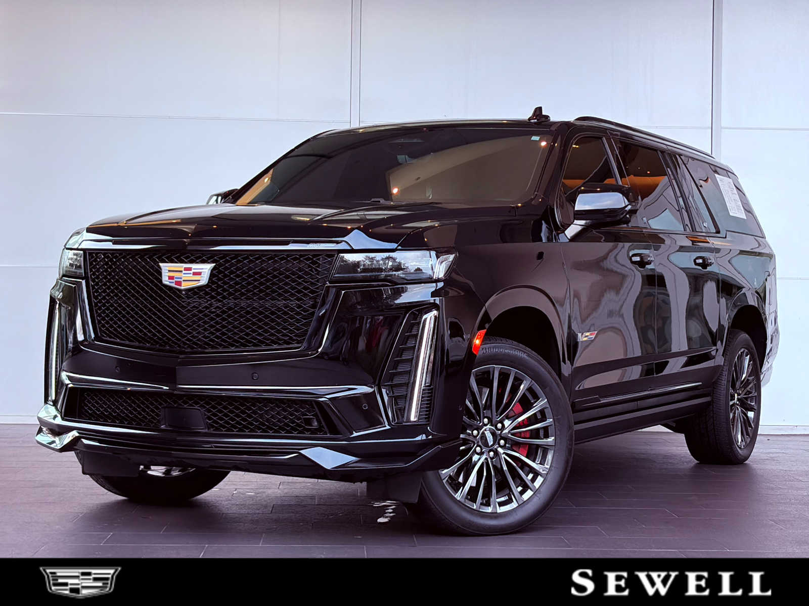2024 Cadillac Escalade ESV V-Series's photo
