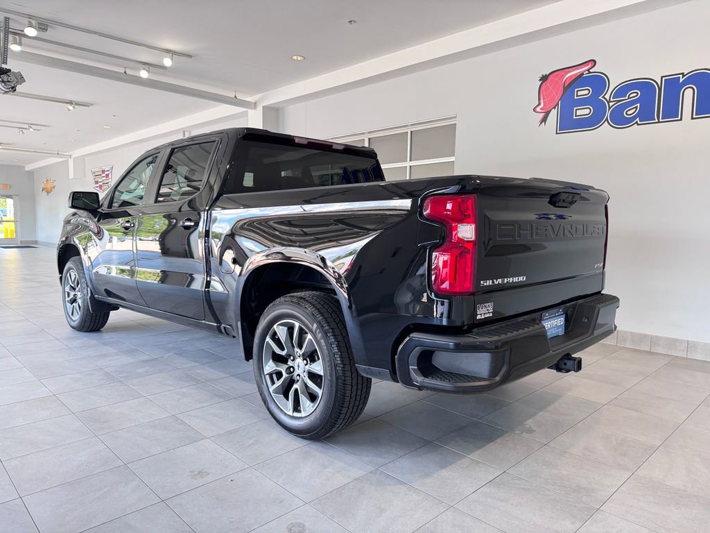 2022 Chevrolet Silverado 1500 RST photo 2