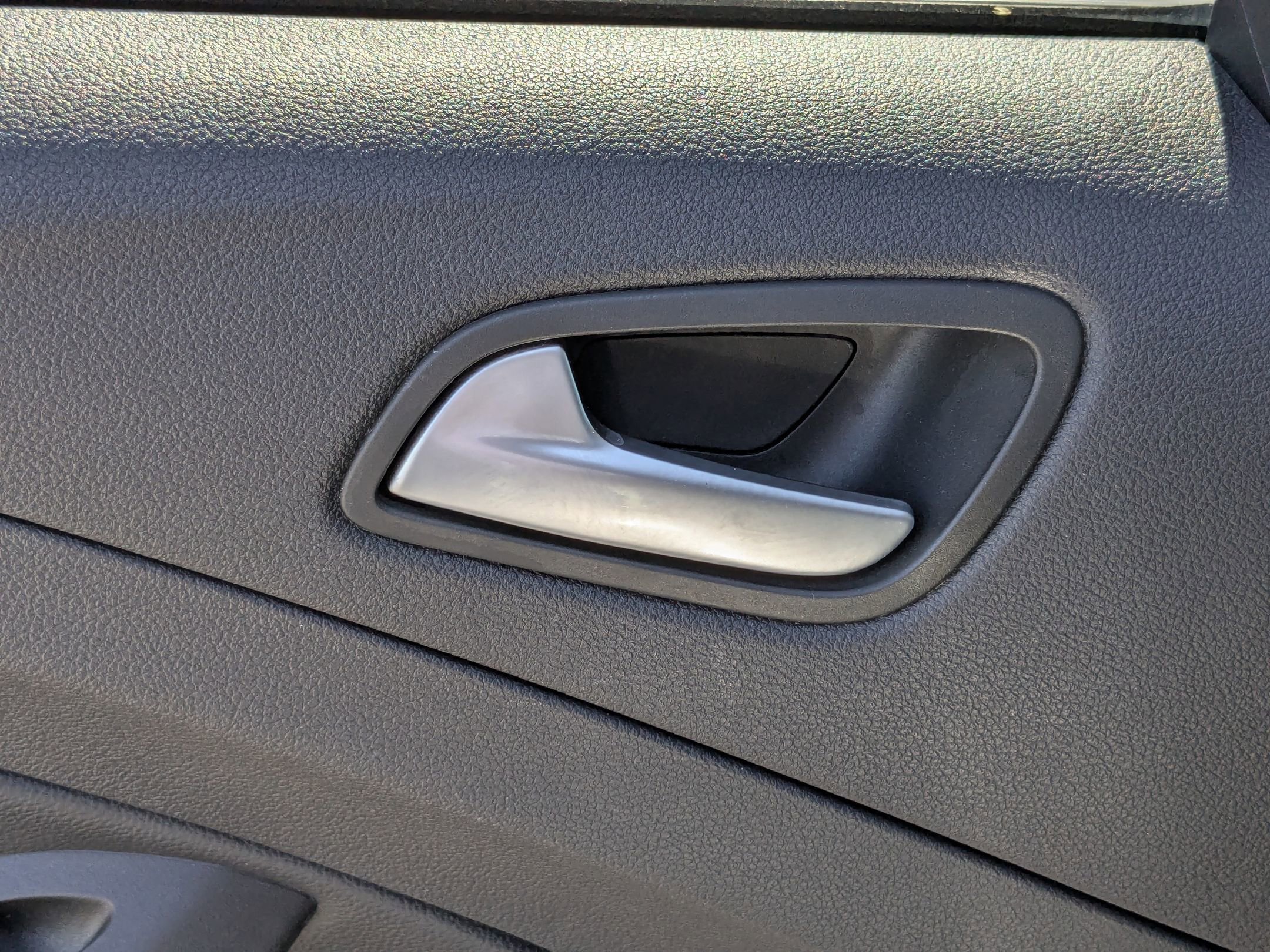2019 Ford Escape SEL photo 27