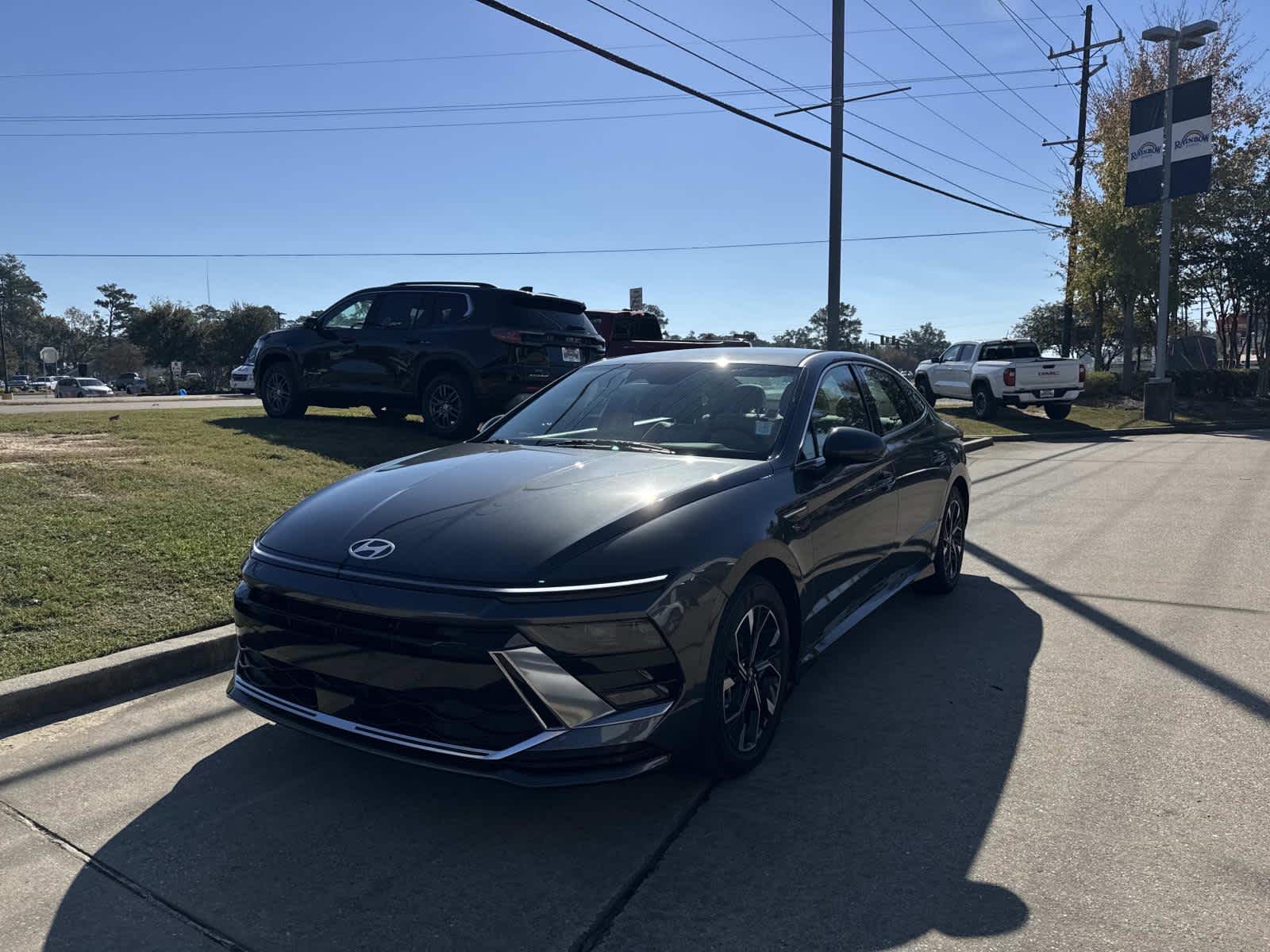 2025 Hyundai Sonata SEL photo 3