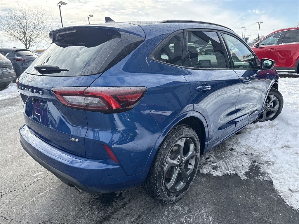 2023 FORD ESCAPE - Image 2