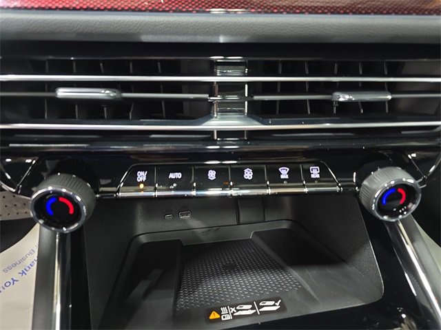 2026 Chevrolet Traverse Z71 photo 21