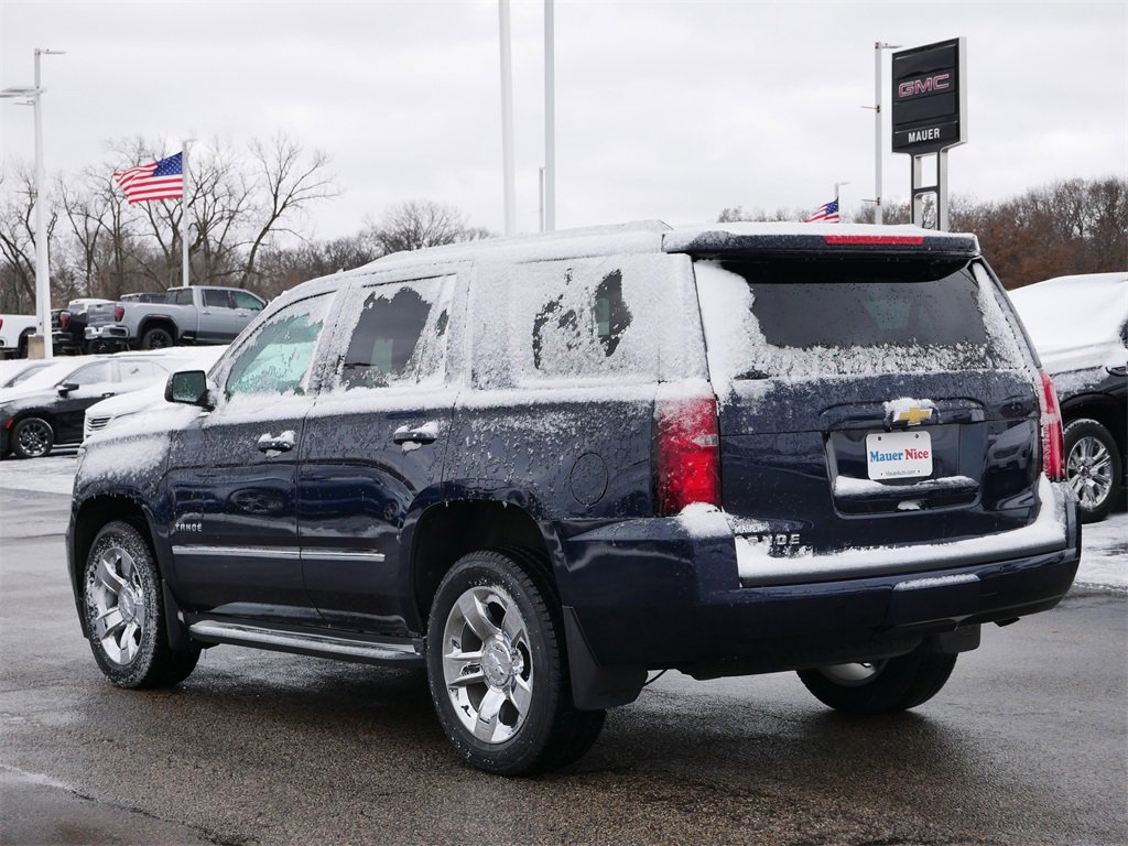 2017 Chevrolet Tahoe LT photo 4