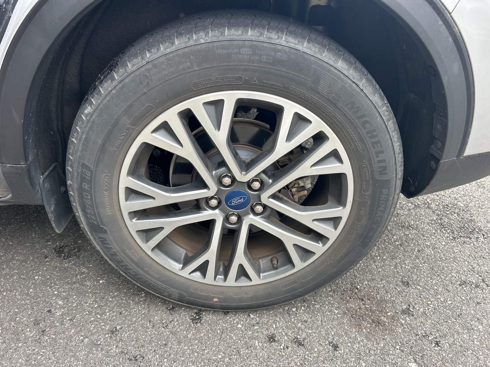 2020 Ford Escape SEL photo 20