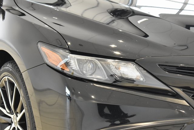 2024 Toyota Camry SE photo 2