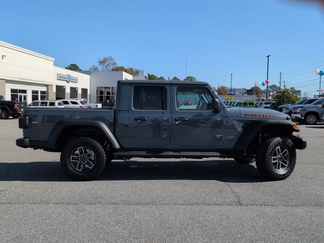 2026 Jeep Gladiator Mojave photo 2
