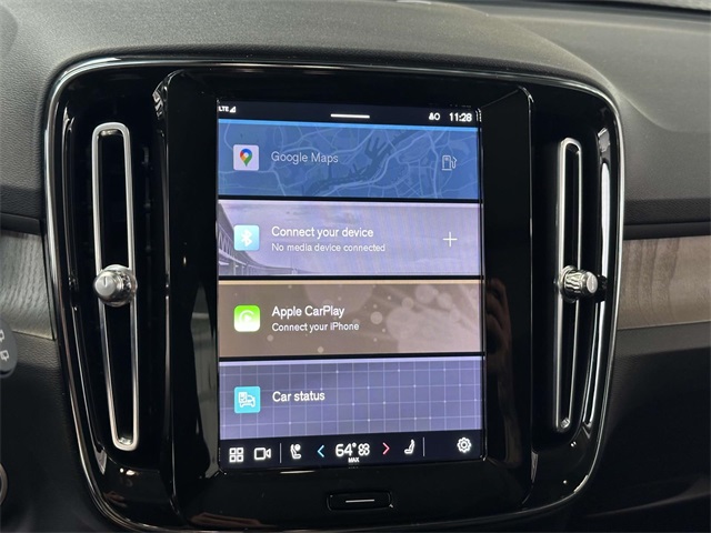 2023 Volvo XC40 Plus photo 23
