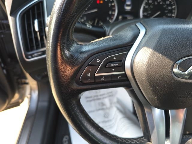 2018 Infiniti Q50 3.0t LUXE photo 17