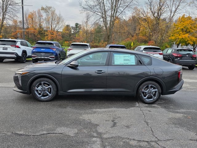 2025 Kia K4 LXS photo 3